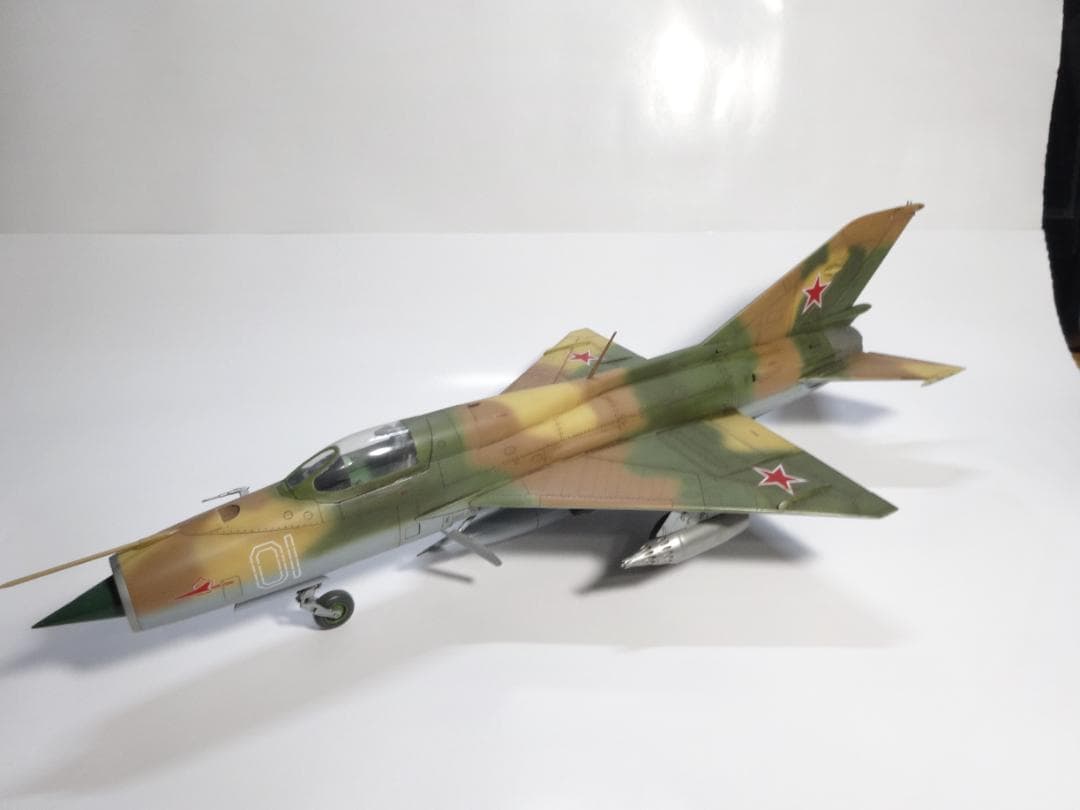 アカデミー1/48「MiG-21」完成品