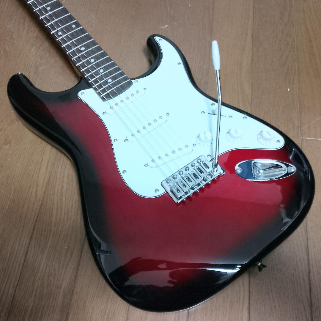 美品　PhotoGenic　ストラトキャスタータイプ　エレキギター　サンバースト