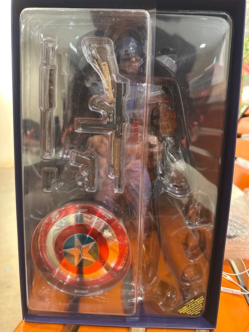 マーベル　キャプテンアメリカ　フィギュア