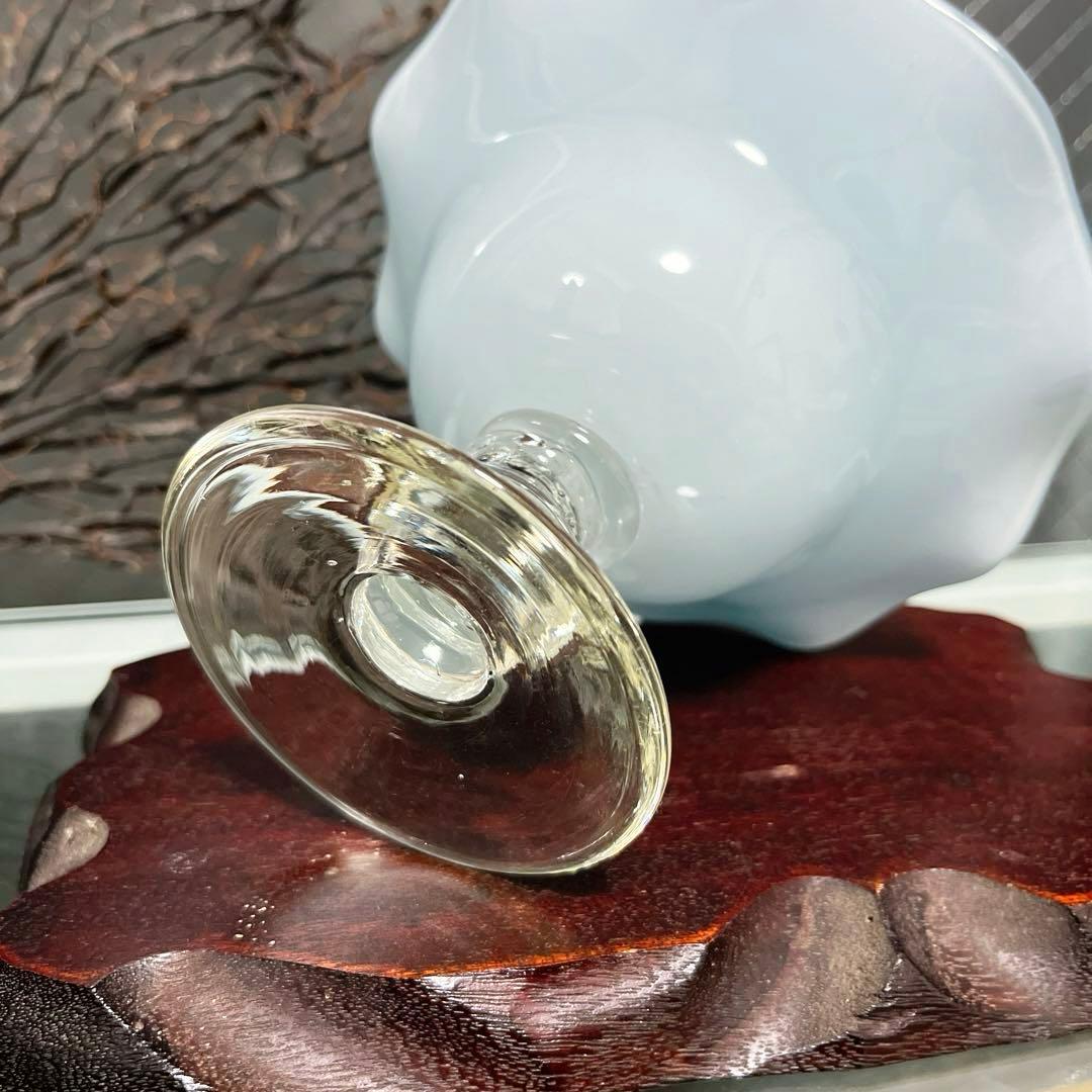 骨董　時代　２色バイカラーフリル 乳白色ガラス　水色　脚付コンポート　菓子器