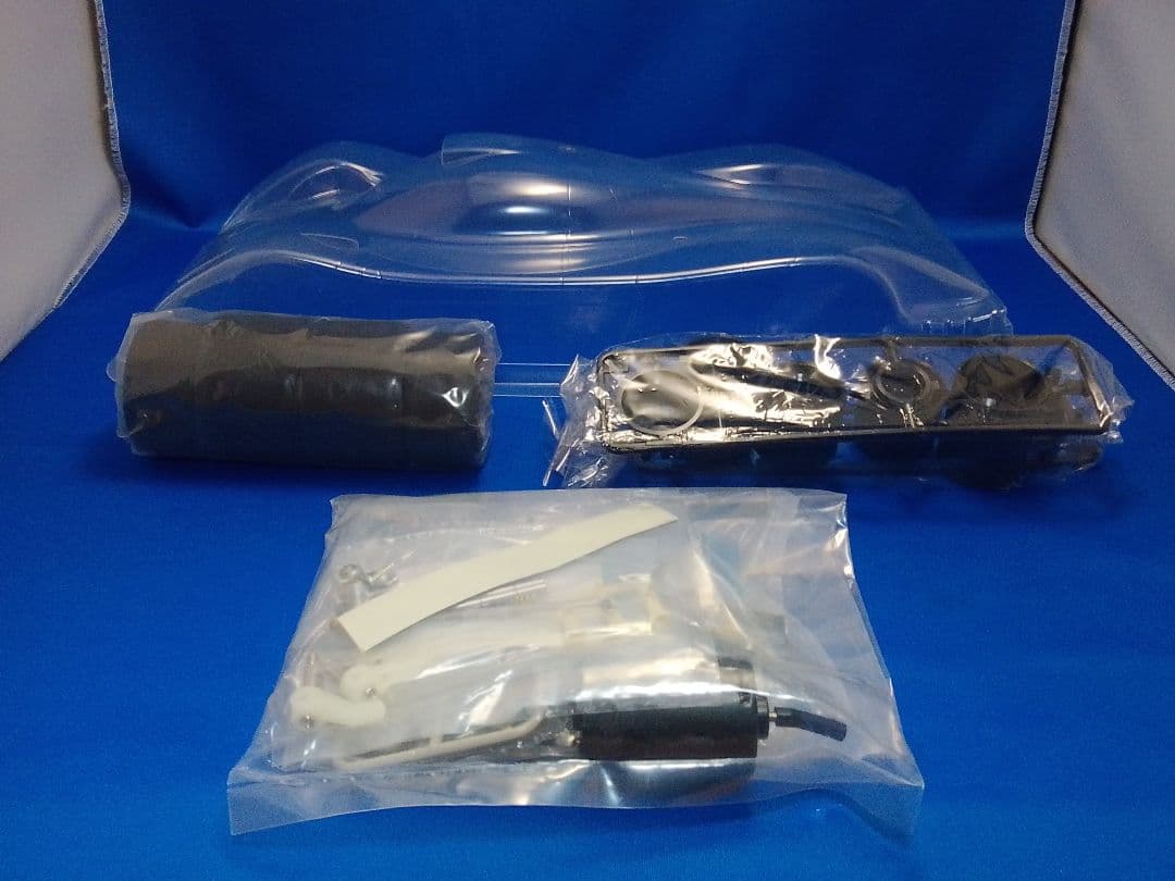 新品未組立 タミヤ【 限定 】 トヨタ GT-One TS020 キット