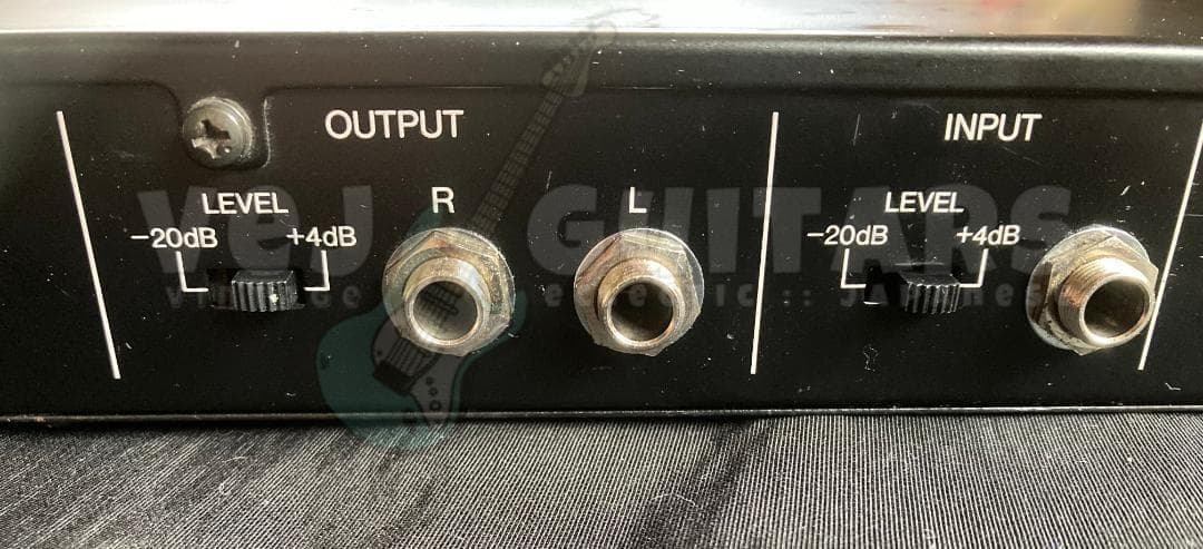 Yamaha SPX-90II 伝説のSymphonic搭載　マルチFXラック