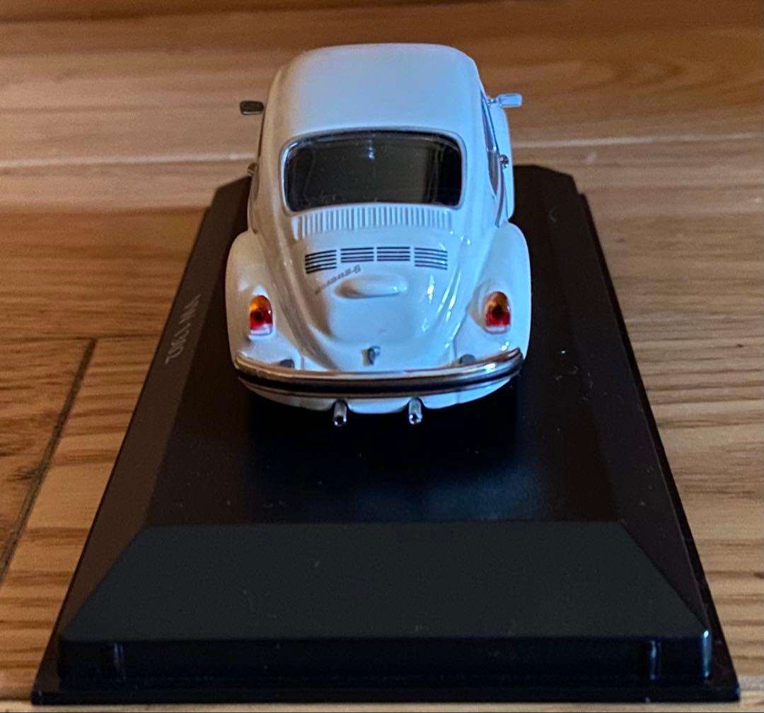 MAXICAMPS VW 1302 ホワイトミニカー 1/43