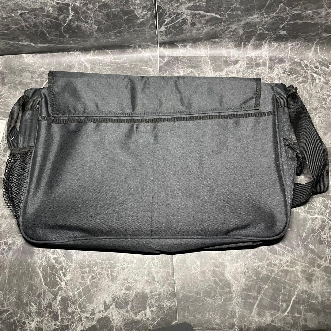 ヘルシング　ショルダーバック