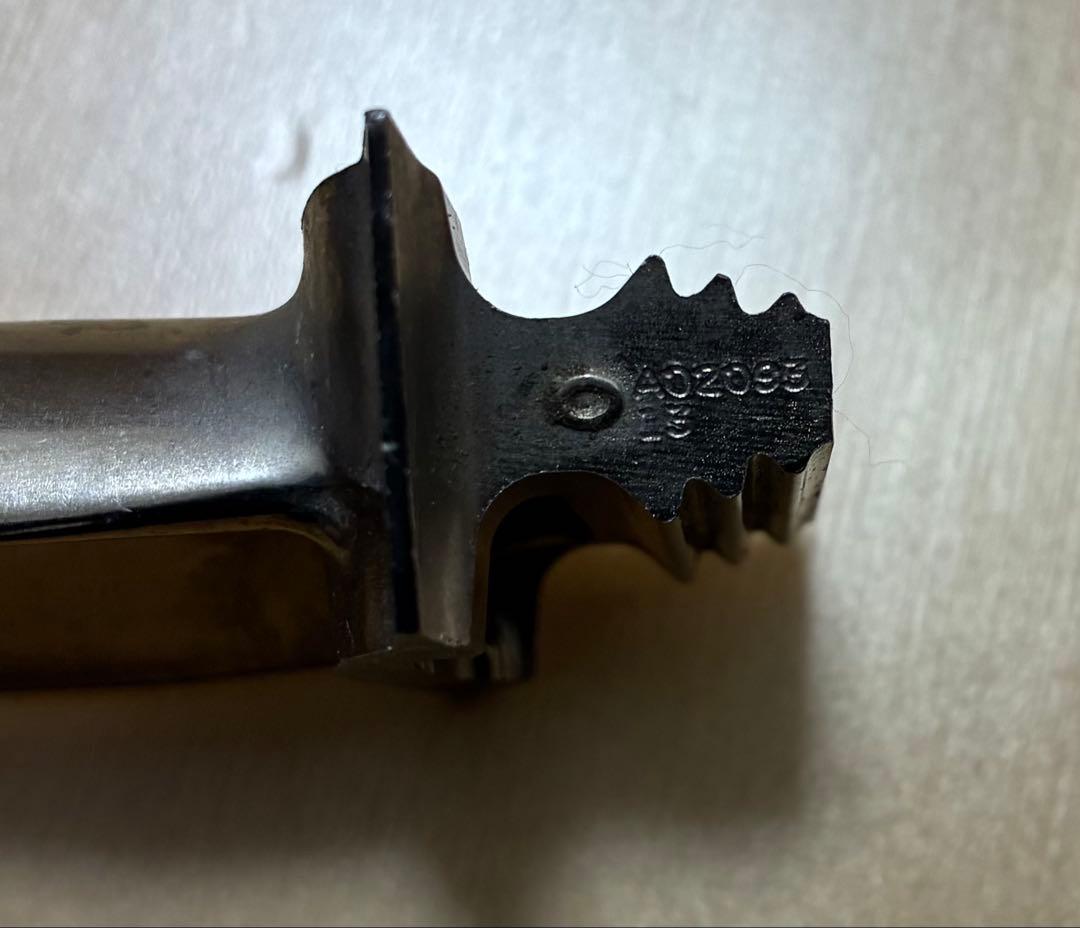 タービンブレード 航空機 飛行機 ジェットエンジン　部品 パーツ