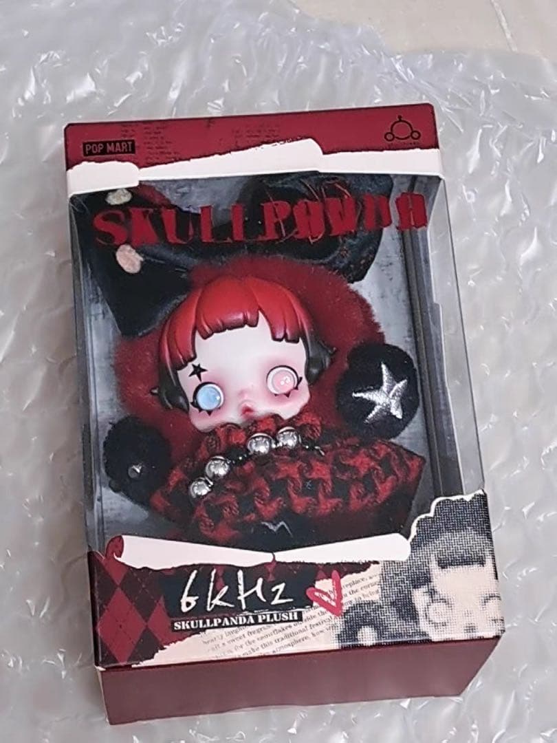POPMART SKULLPANDA 6khz ヨーロッパ限定 スカルパンダ