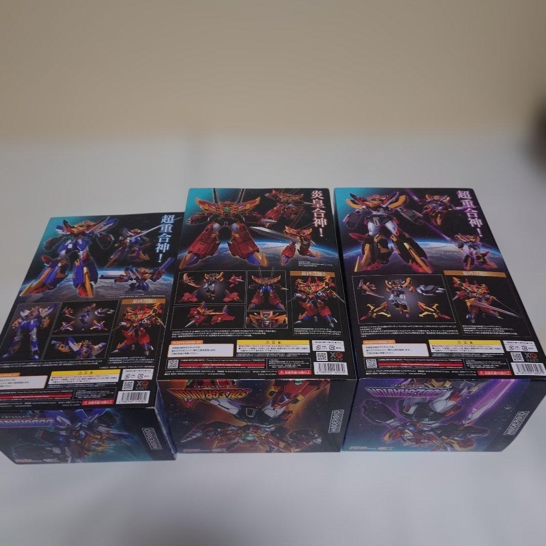 MODEROID ゴッドグラヴィオン・ソルグラヴィオン・ゴッドΣグラヴィオン