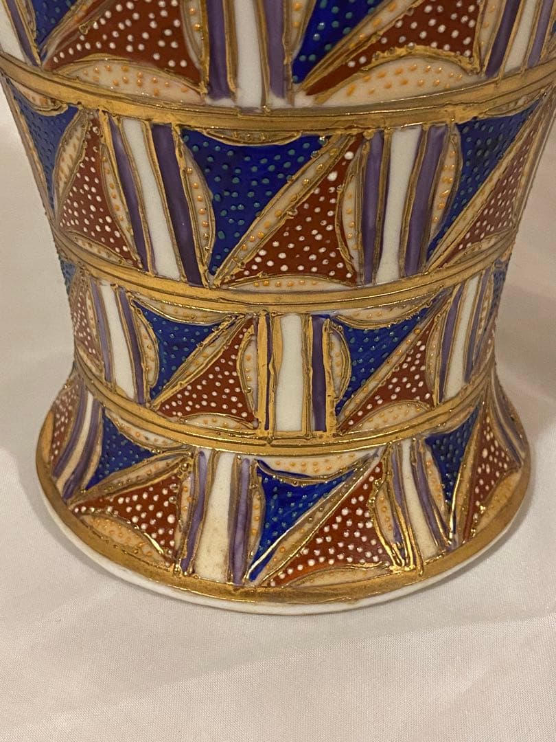 中国美術 色彩金欄赤粒青粒白粒