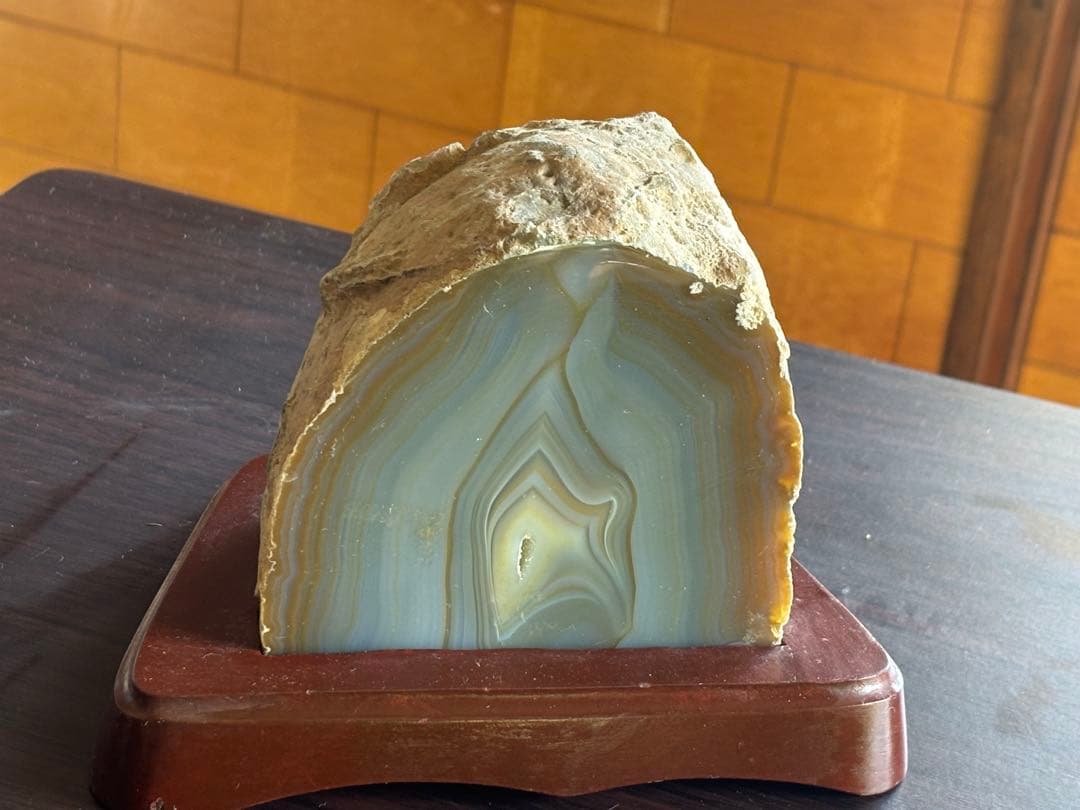 瑪瑙　めのう アゲート装飾品 木製台座付き