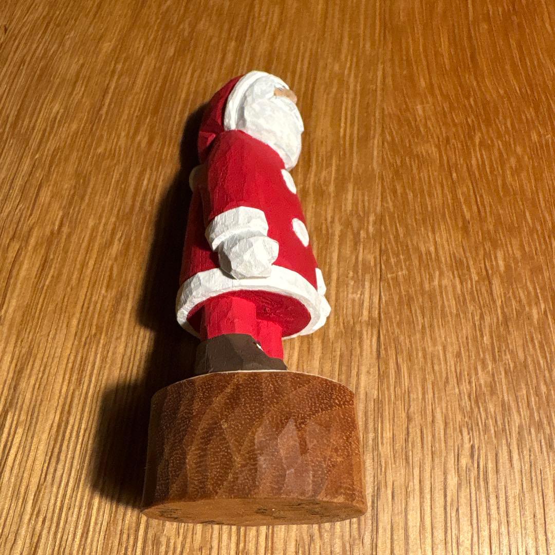 江籠正樹さん　サンタクロース　手彫り