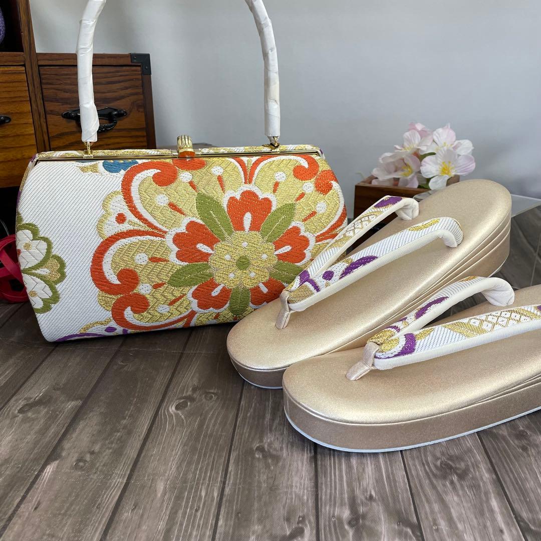 ☆1050✨振袖や訪問着などに✨有名ブランド 西陣織 草履バッグ 箱入り　L