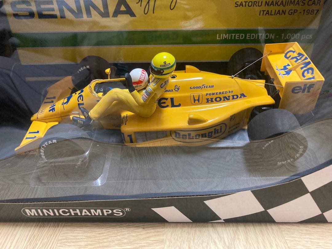 ミニチャンプス(キャメル仕様)‼️ロータスホンダ99T ライドオンセナ1/18