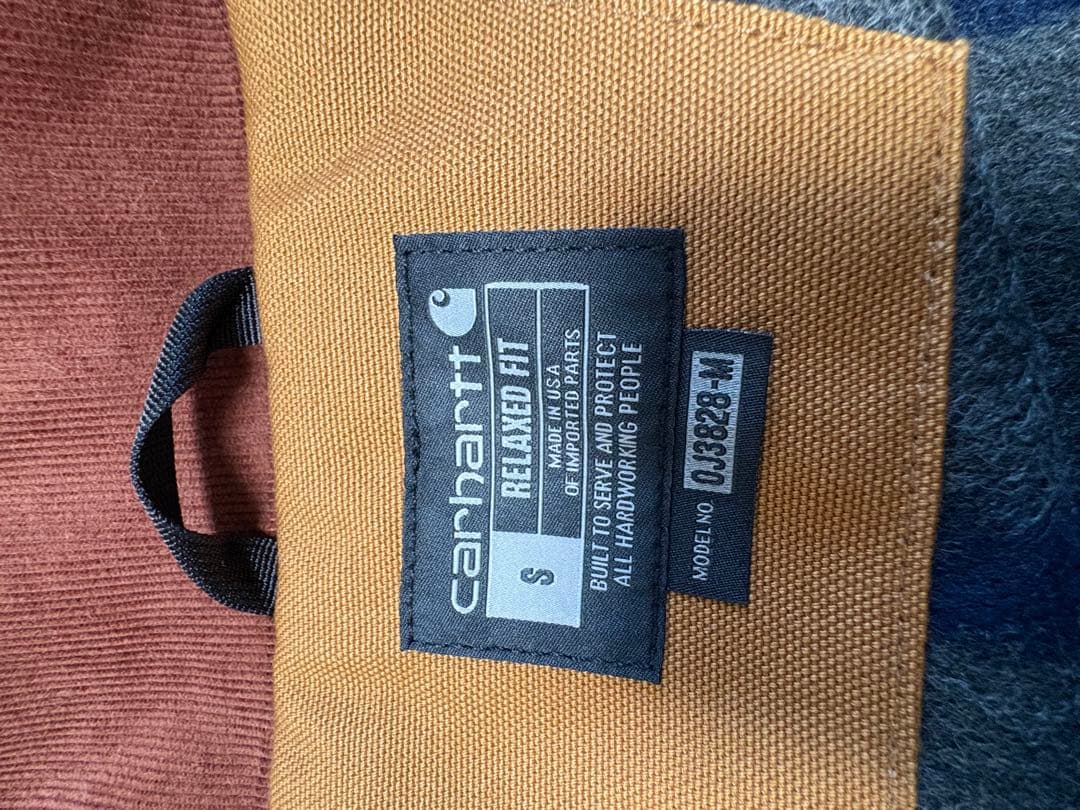 carharttデトロイトジャケット
