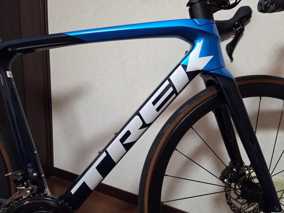 【パワメ カーボンホイール付き】TREK EMONDA SL5