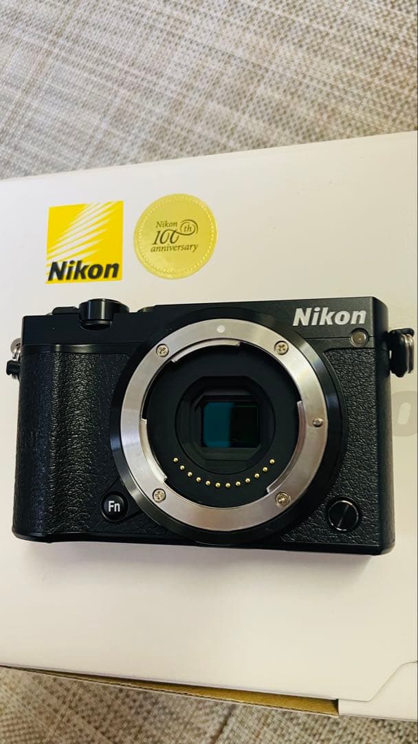 Nikon 1 J5 ミラーレス一眼 ダブルレンズキット 純正バッテリー2個付