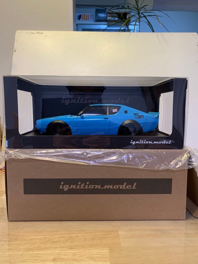 イグニッションモデル　1/18 LBWK ケンメリ ライトブルー　　3219