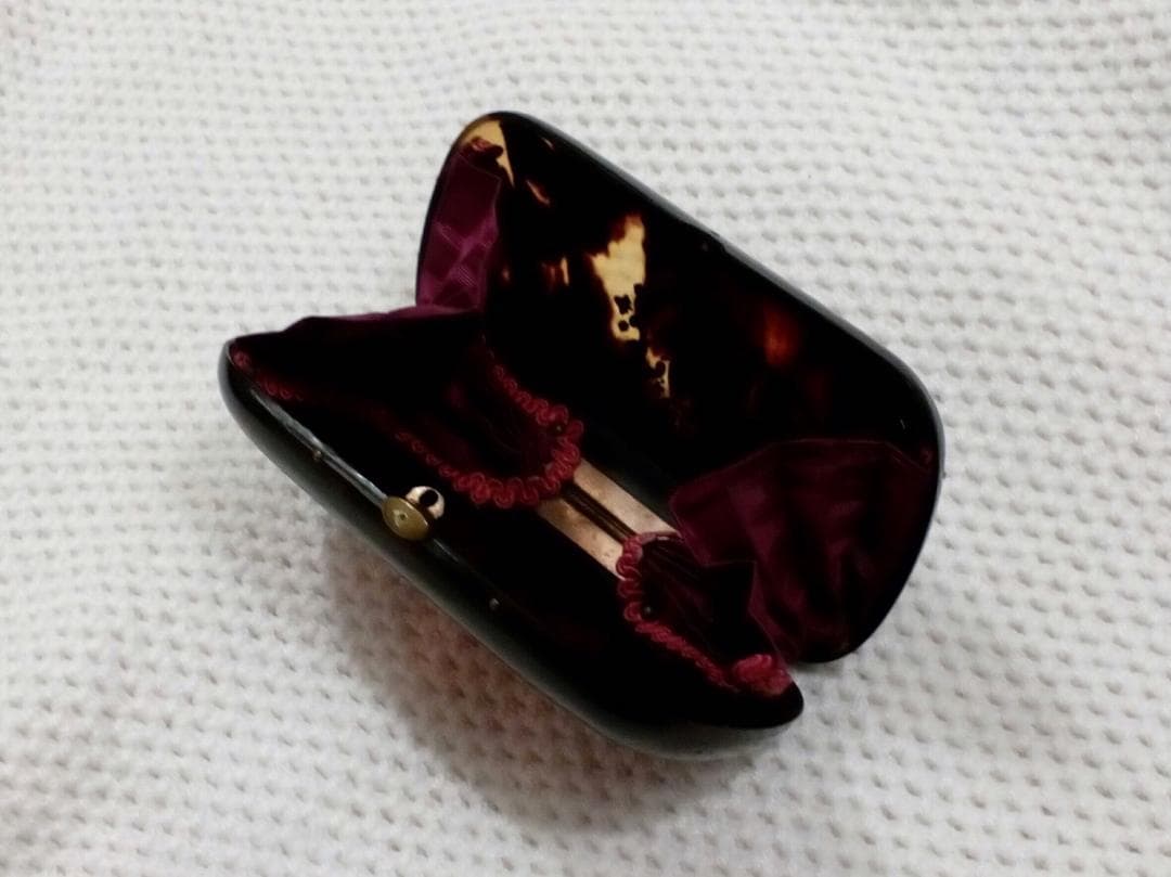 骨董品 鼈甲アンティーク小物入れ ウミガメ模様