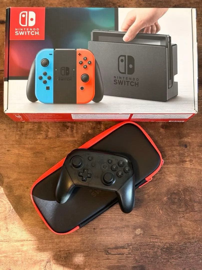 Nintendo Switch 本体 ブルー/レッド プロコンx1即3人プレー可