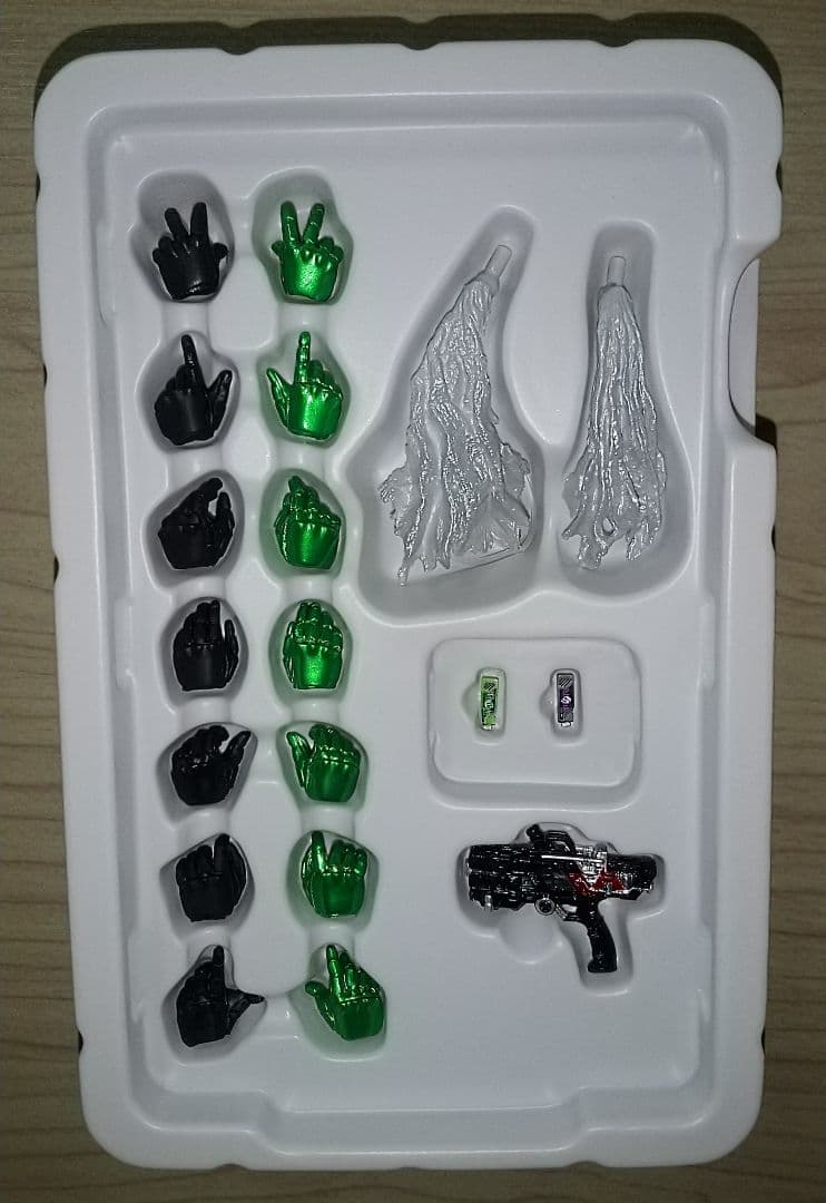 S.H.Figuarts(真骨彫製法) 仮面ライダーW サイクロンスカル