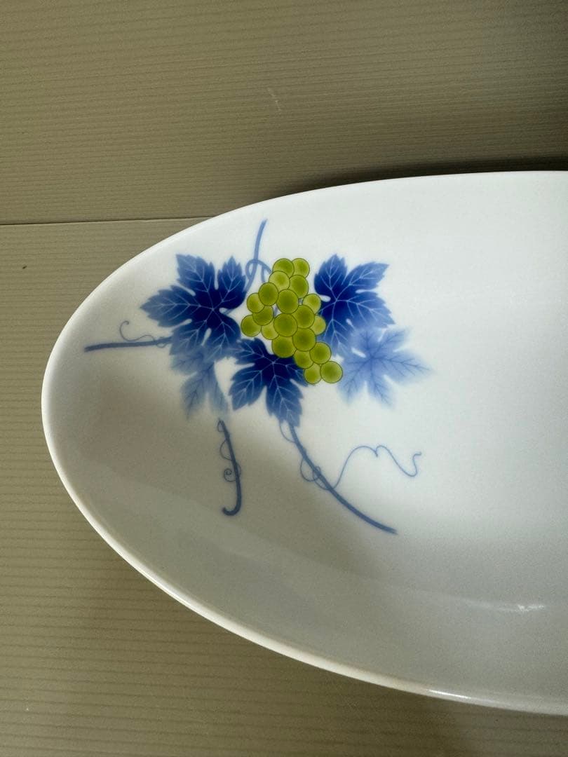 2219 香蘭社　葡萄　オーバルボウル