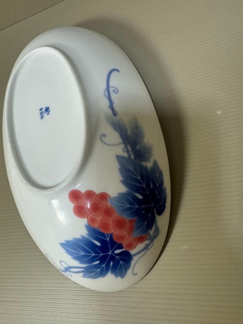 2219 香蘭社　葡萄　オーバルボウル