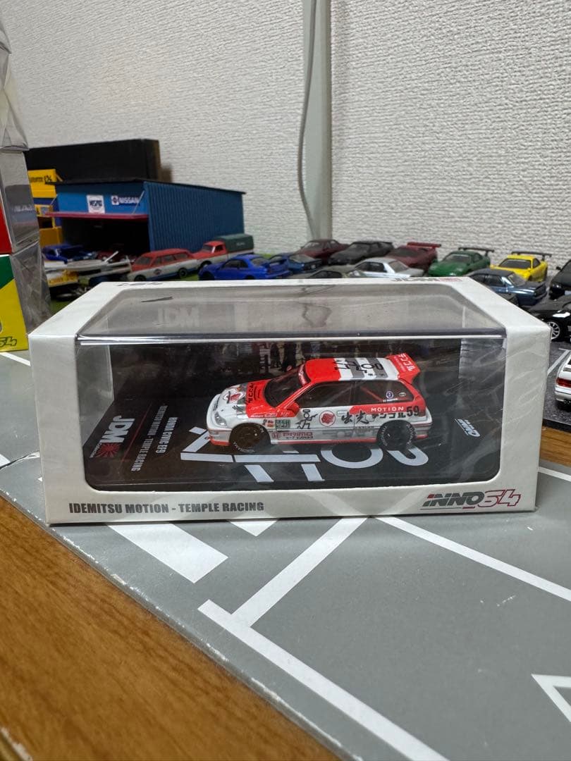 イノモデル　inno64 IDEMITSU HONDA CIVIC EF9 出光