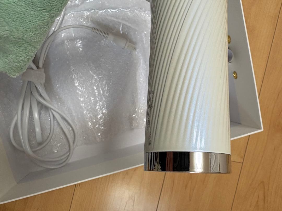 2024年製 ReFa ビューティックドライヤー プロ リファ ホワイト MTG