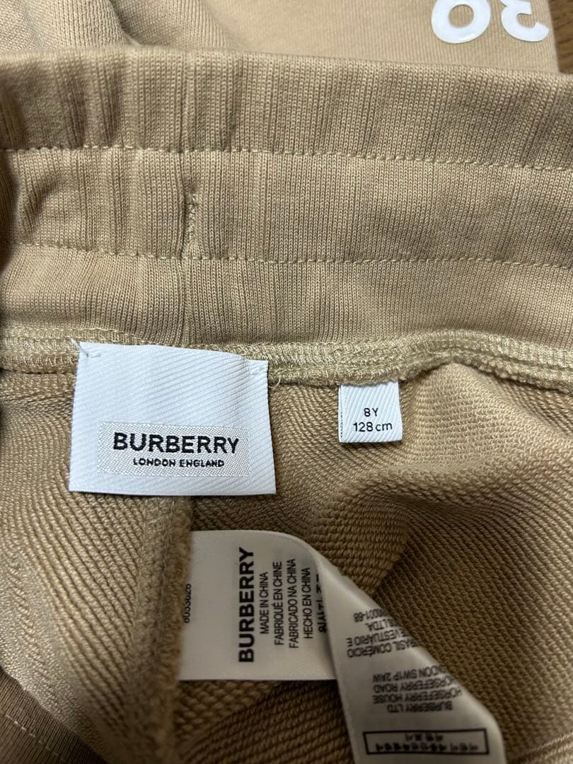 美品★バーバリー★スウェットパンツ8Y