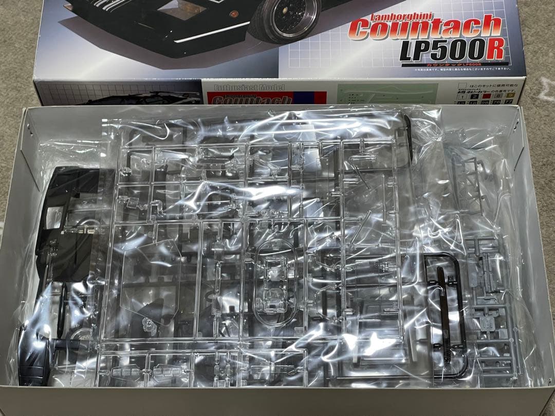 1/24 フジミ製・ カウンタック（エンスージアストモデル）3台セット