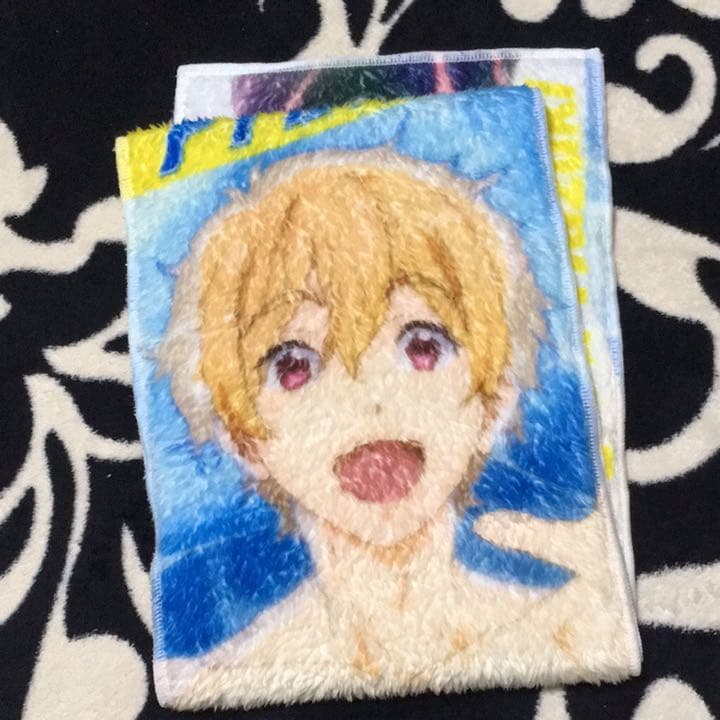 Free！  もふもふマフラータオル