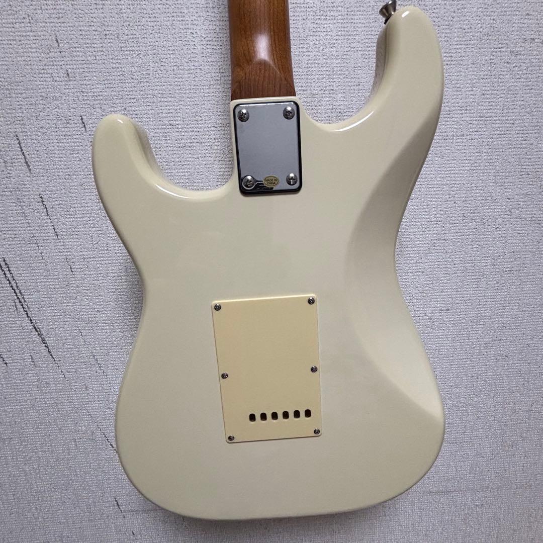 ポ*ン様 バッカス BACCHUS BST-2-RSM/M OWH エレキギター