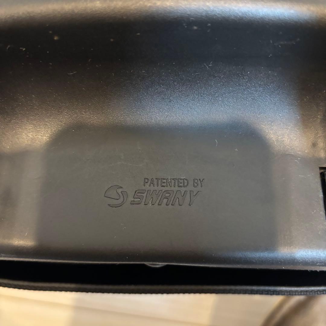 【美品】SWANY スワニーキャリーバッグ キャリーケース　ブラック