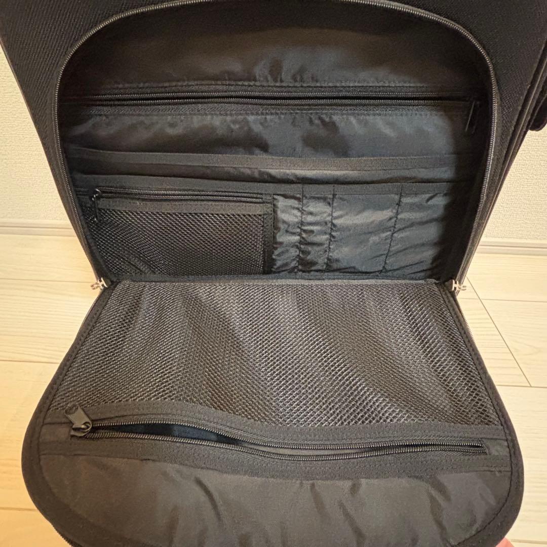 【美品】SWANY スワニーキャリーバッグ キャリーケース　ブラック