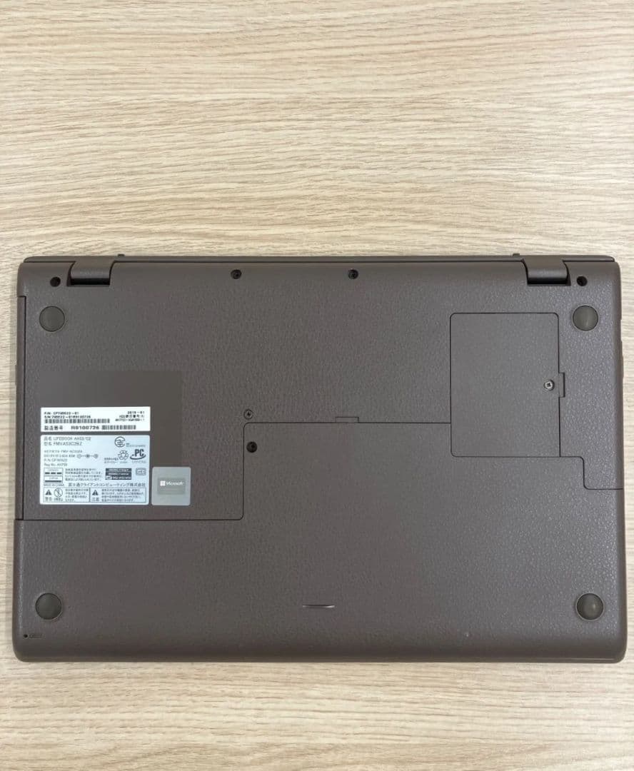 富士通 / LIFEBOOK AH53/C2 リファービッシュPC Office