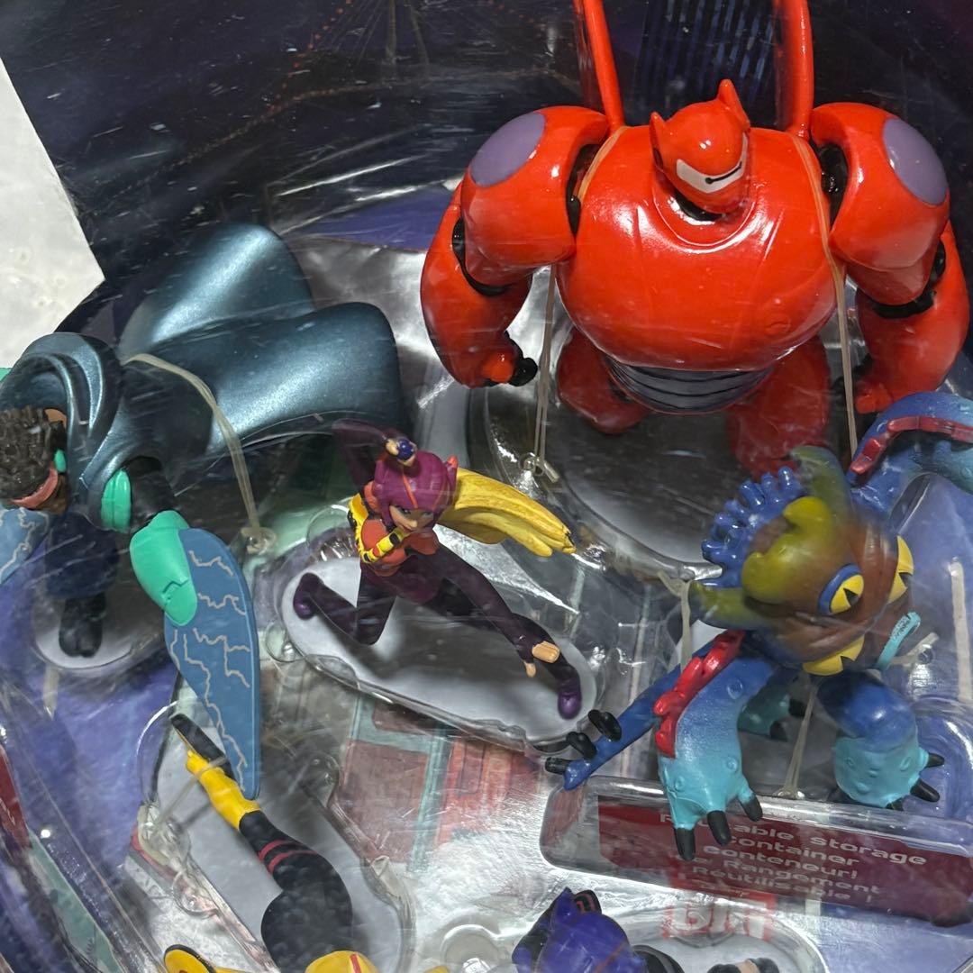 ベイマックス　フィギュア