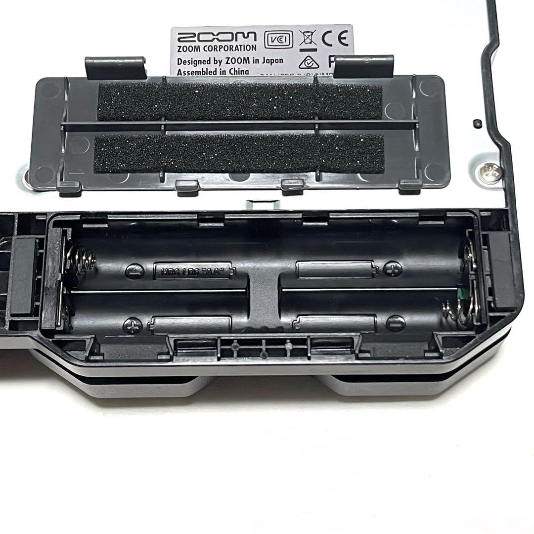 ZOOM G1X FOUR ギターマルチエフェクター