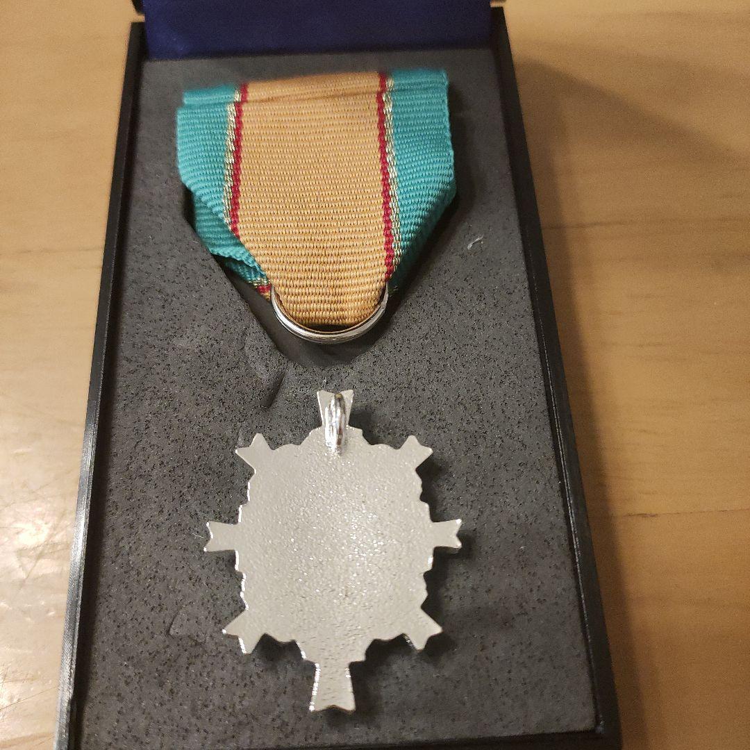 【激レア 極美品】第五級 防衛功労章 第14号賞詞 防衛記念章 最新タイプ 勲章