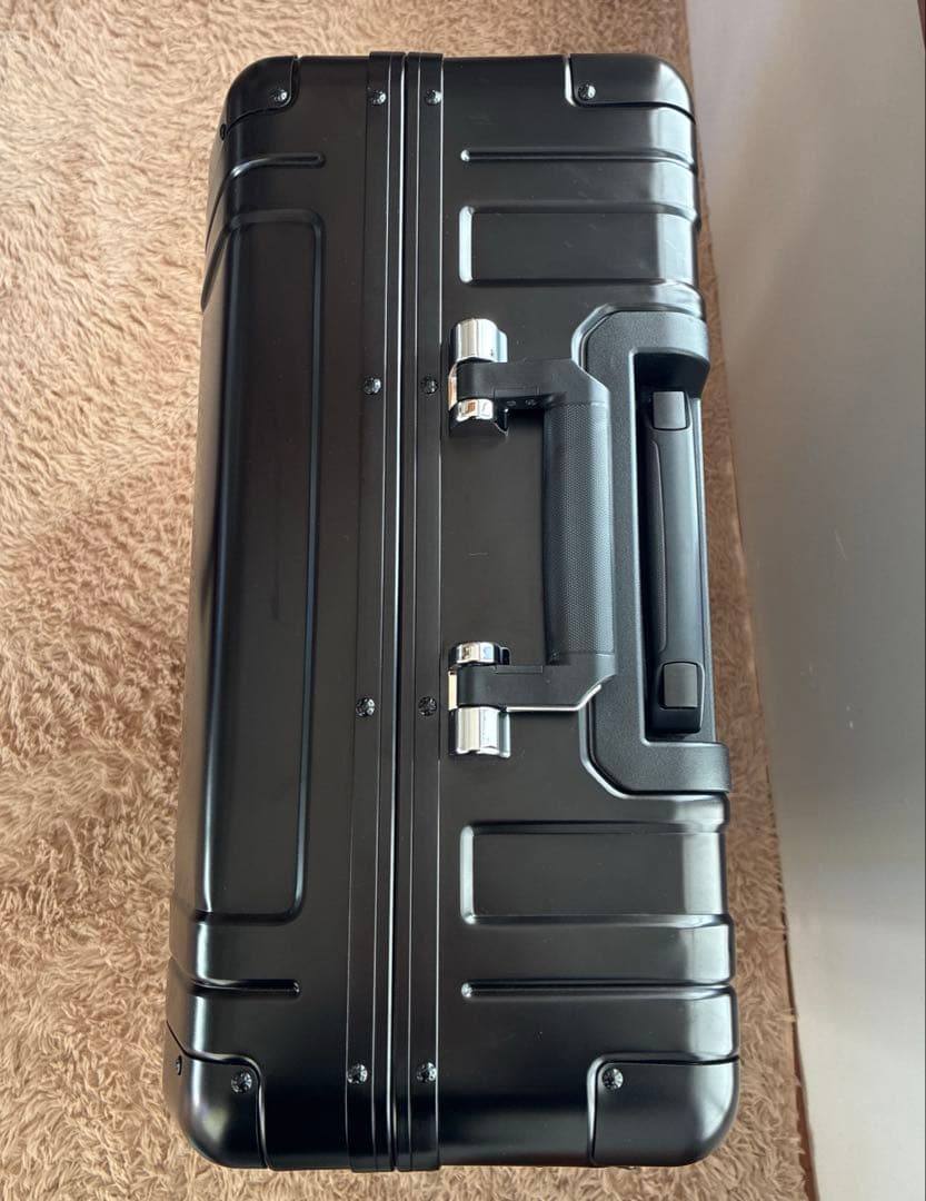 【希少】ZRG28-BK ゼロハリバートン ブラック キャリーケース 83L