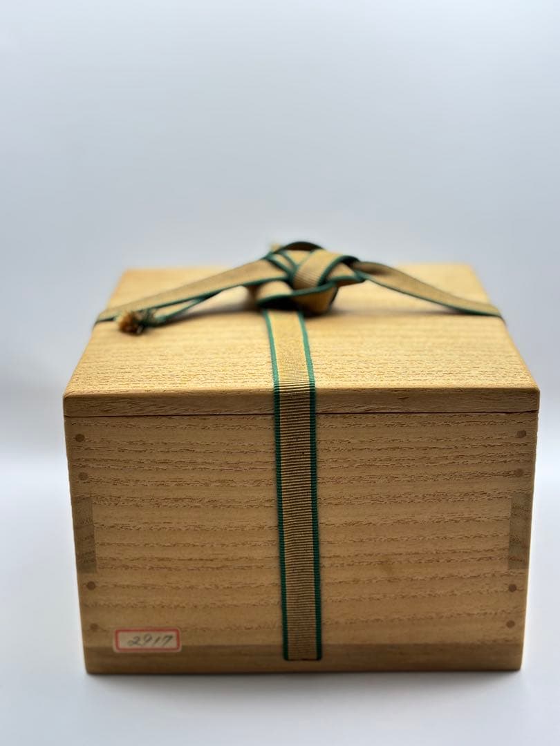 唐津焼　粉引茶盌（管理番号002）