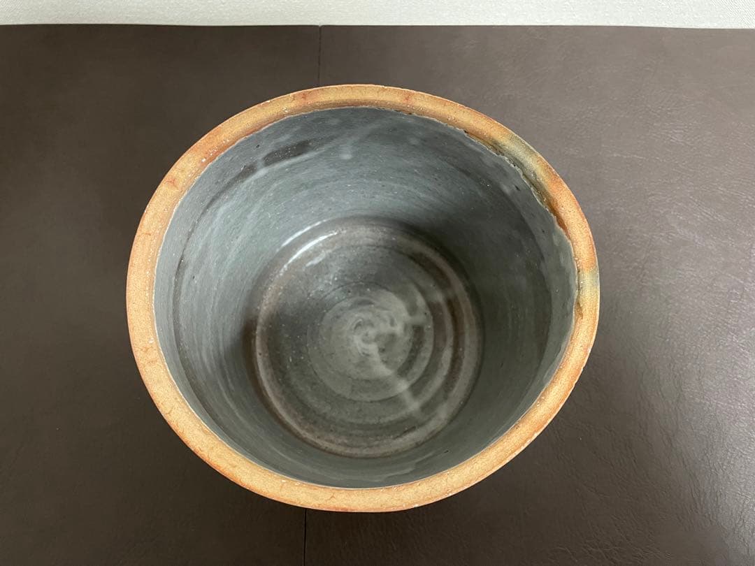 坂田泥華　萩剥離釉窯変寸胴水指　共箱　共布　栞　萩焼　茶道具