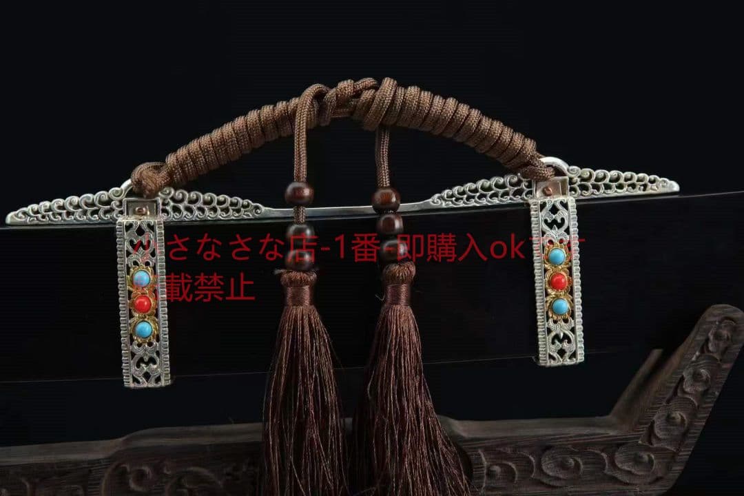 白地に2色の金銀大明御刀。（黒檀タイプ）古兵器 武具　刀装具　日本刀　模造刀