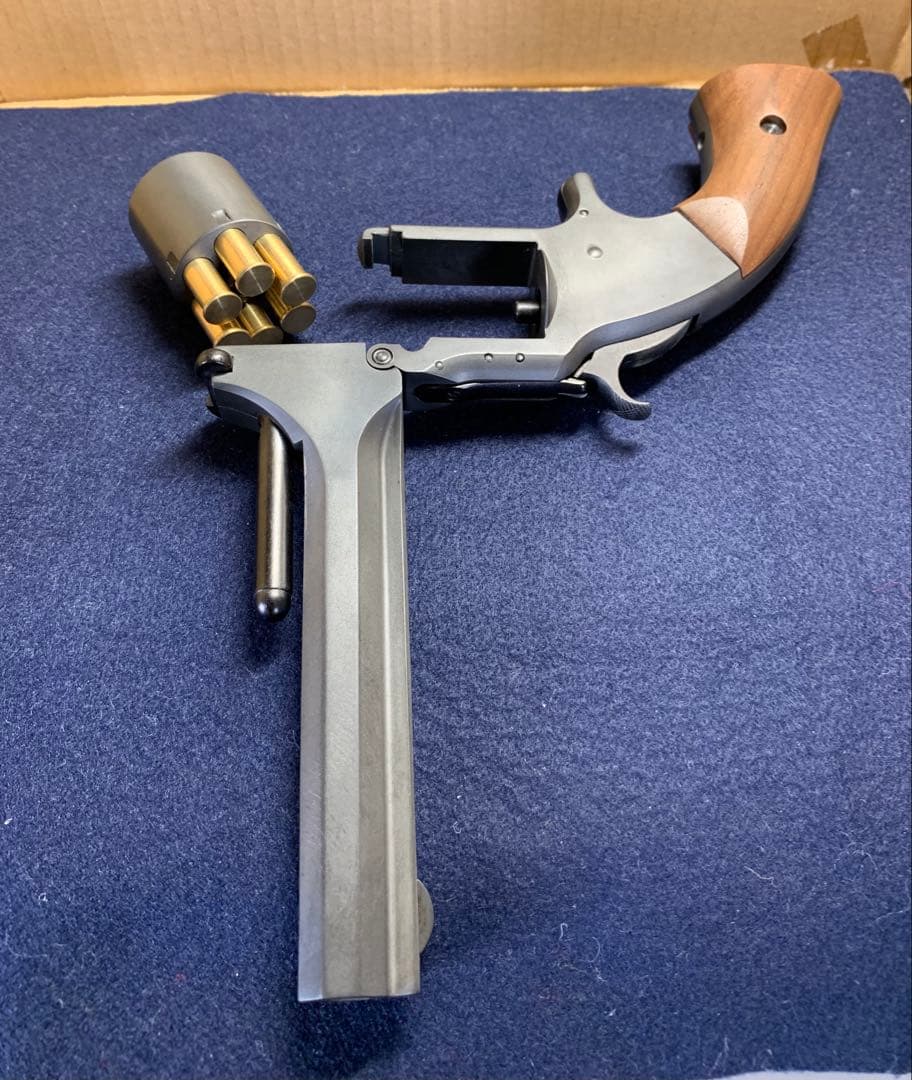 坂本龍馬の銃　S&W社公認モデル