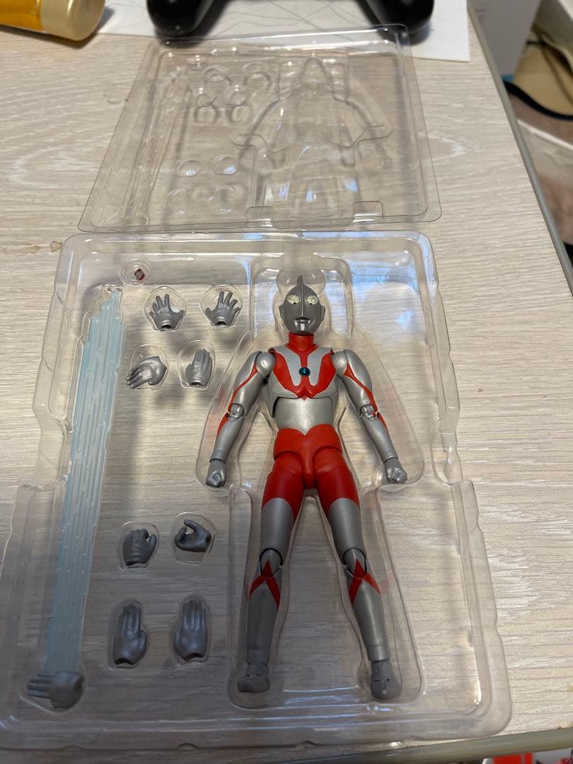 S.H.Figuartsウルトラマンセット