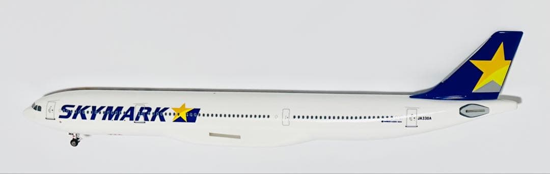 クロスウィング 1/200 A330-300 SKYMARK エバーライズ製