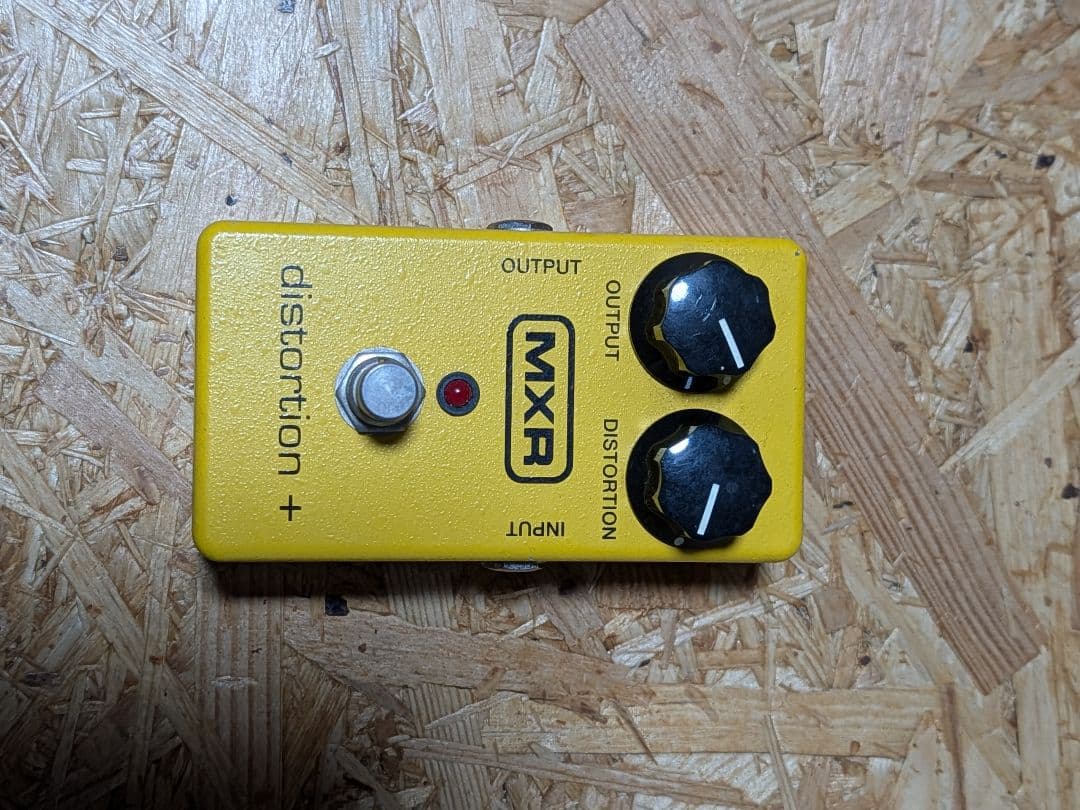 美品　箱ありMXR M-104 distortion +