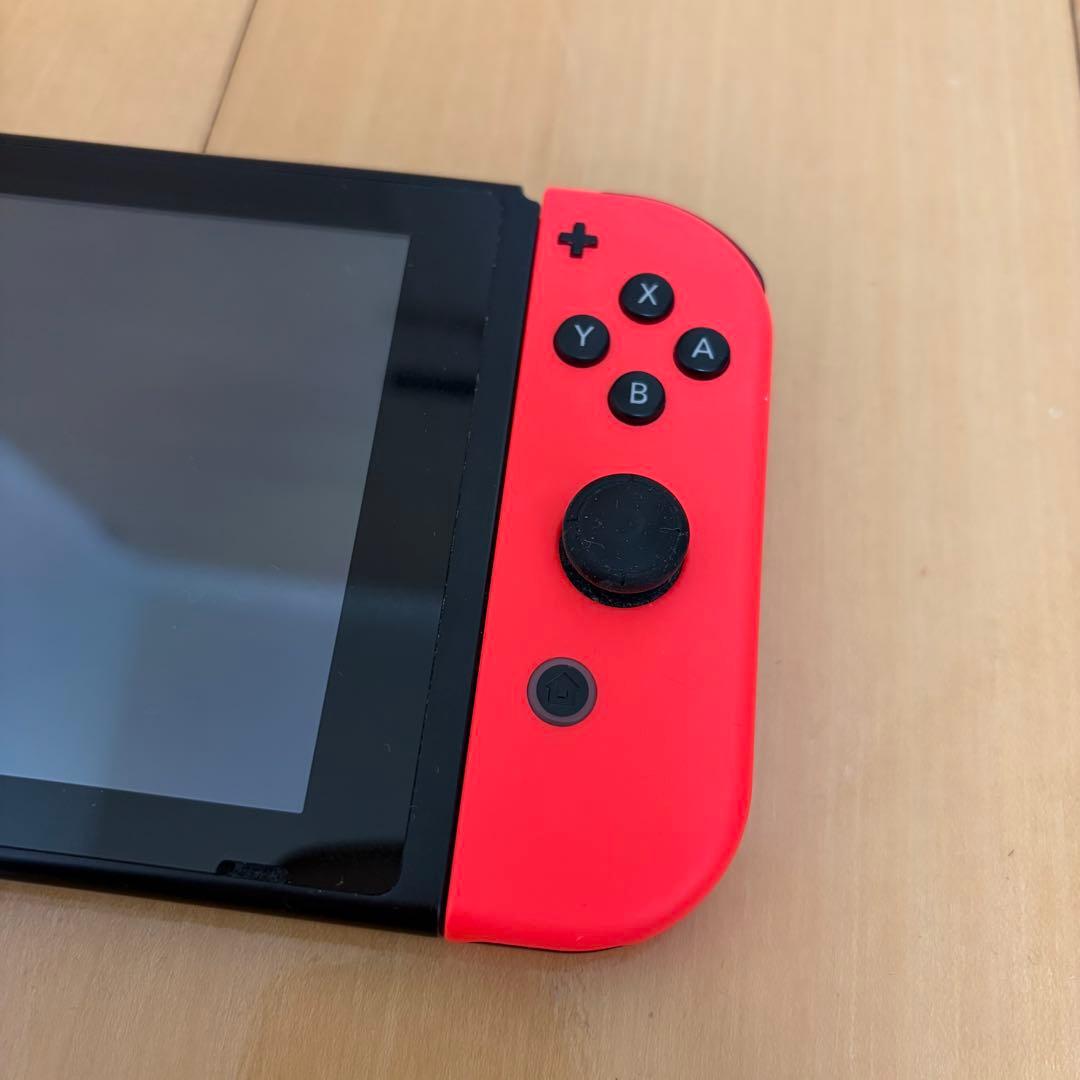 Nintendo Switch グリーン/レッド 本体　ニンテンドースイッチ