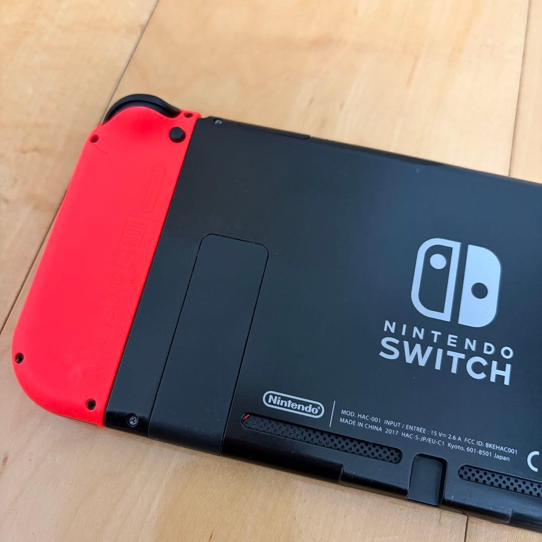 Nintendo Switch グリーン/レッド 本体　ニンテンドースイッチ