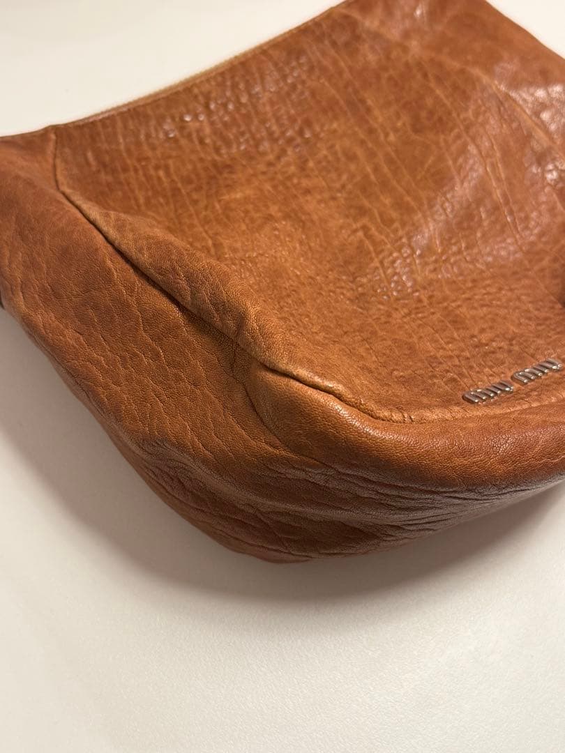 miumiu ミュウミュウ　ミニレザーブラウンバック