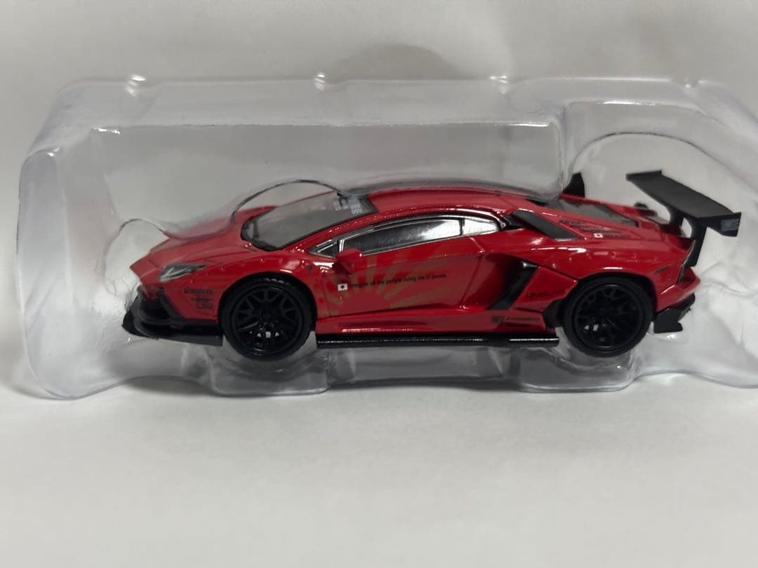 MINI GT ランボルギーニ　アヴェンタドール　Lamborghini
