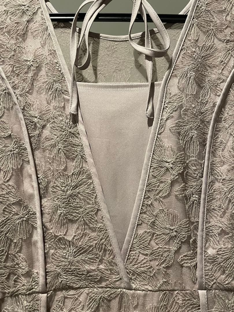 【美品】GIRL パフスリーブ総レースフレアロングワンピース　ピンクベージュ